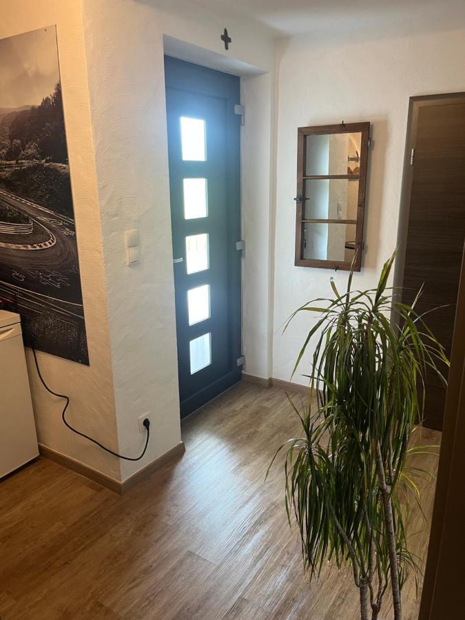 Gaestezimmer Melina Am Nuerburgring Adenau Exterior foto